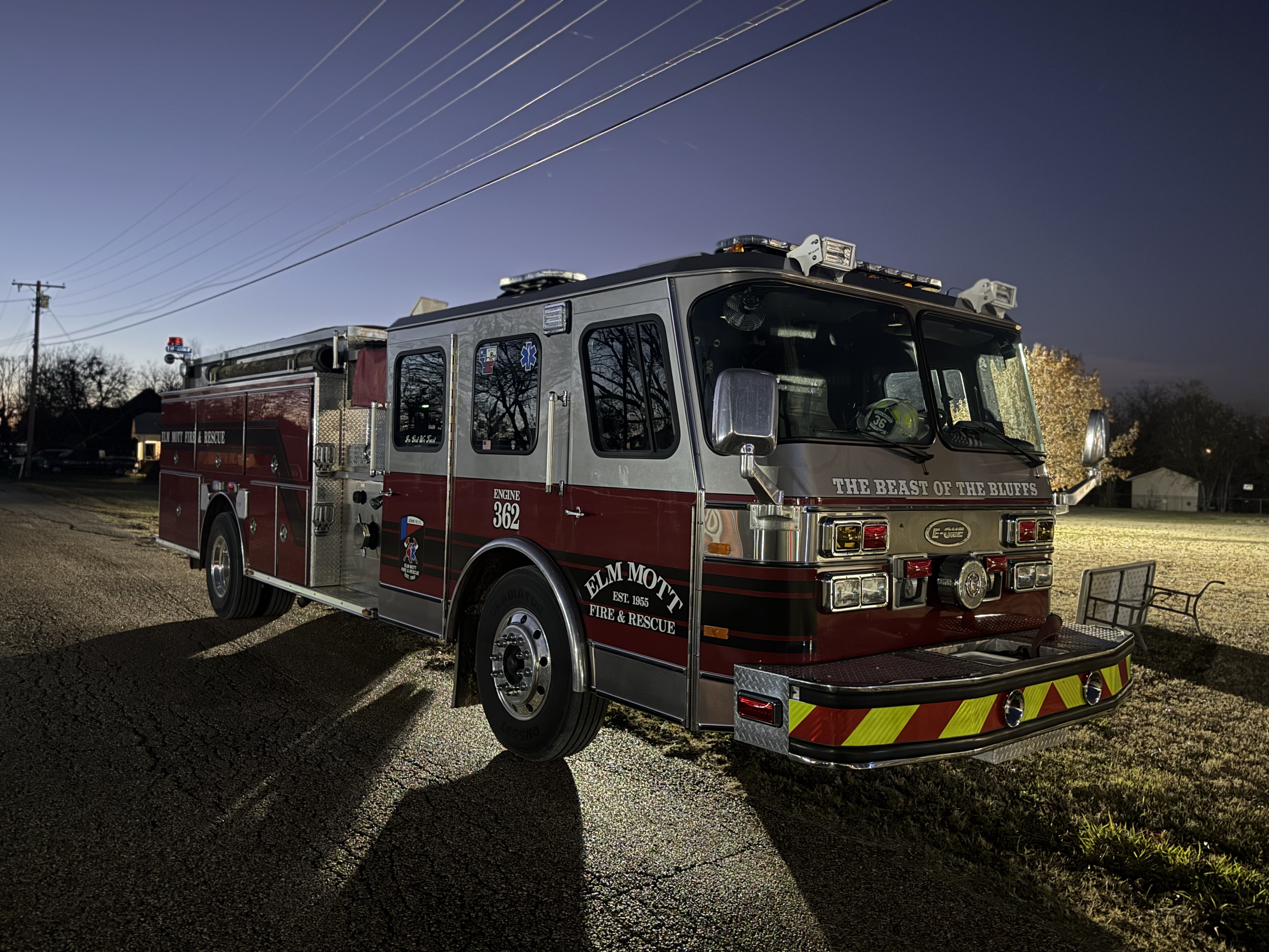 Engine 362, the Beast of the Bluffs, at dusk
